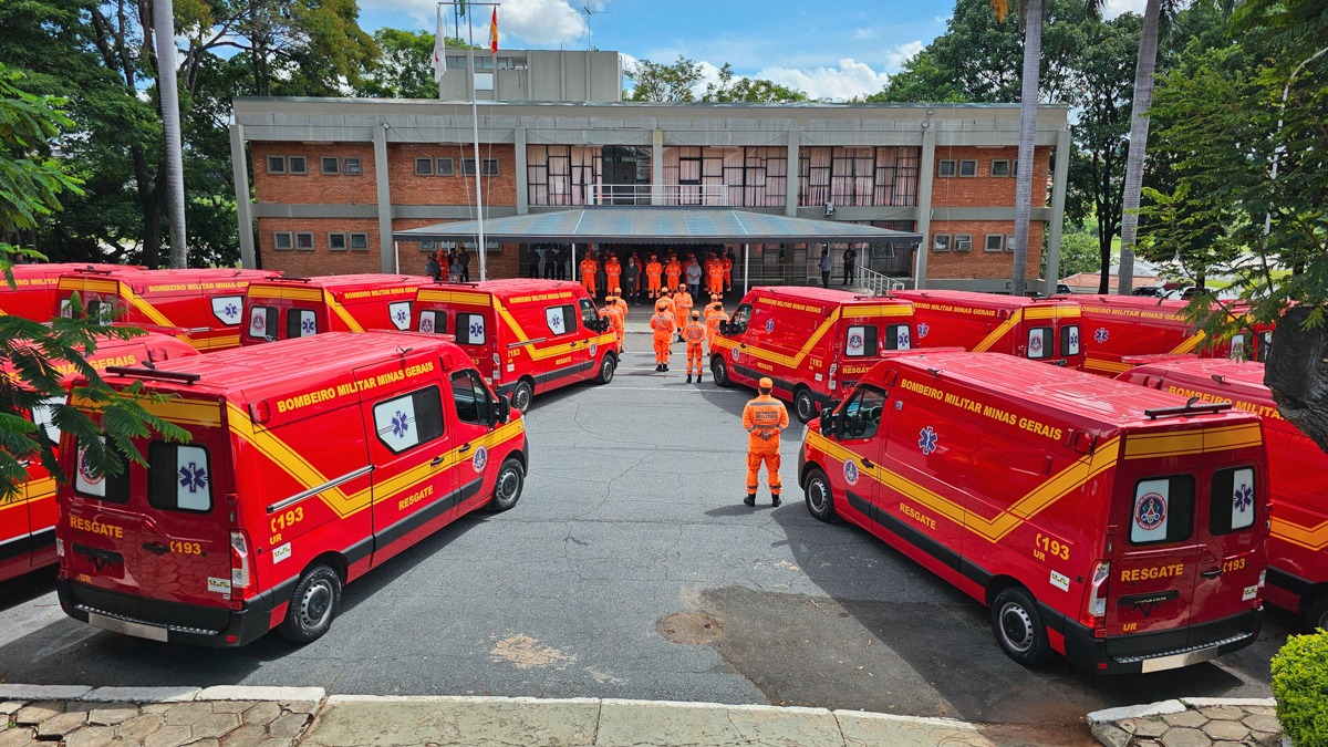 Imagem do Corpo de Bombeiros Militar de Minas Gerais durante atividade de treinamento